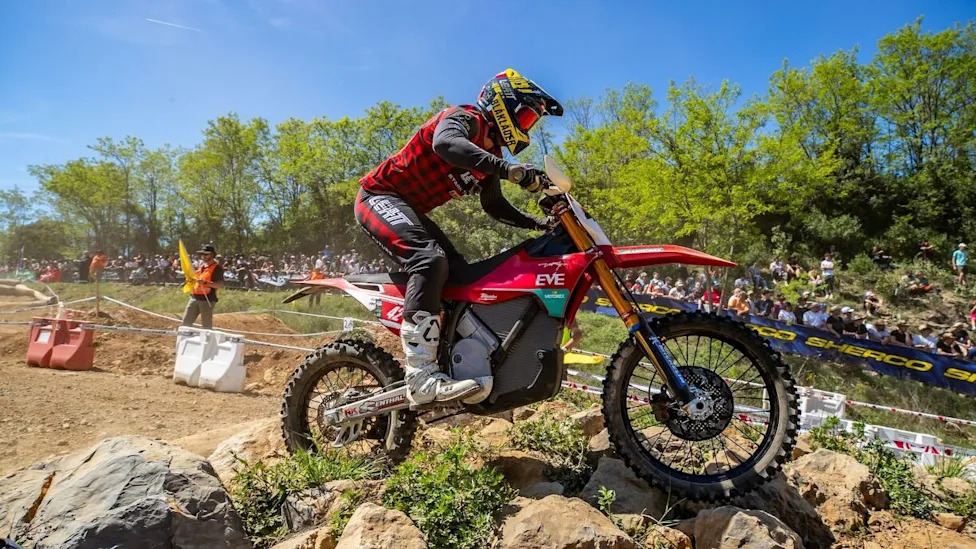 Electric Motorcycle Manufacturer Teams Up With Oil Company