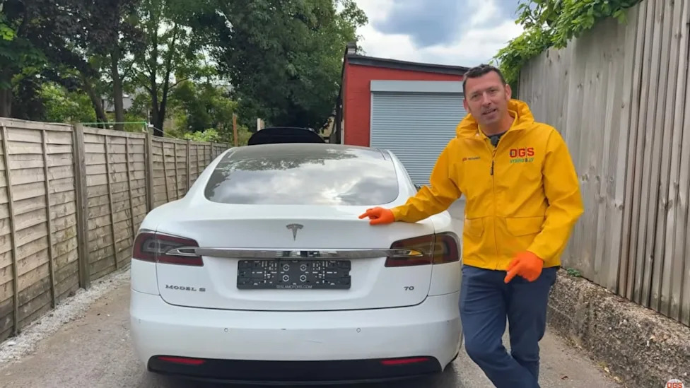 Mechanic Revives High-Mileage Tesla Model S That May Have Been "Cheapest Tesla In the UK"