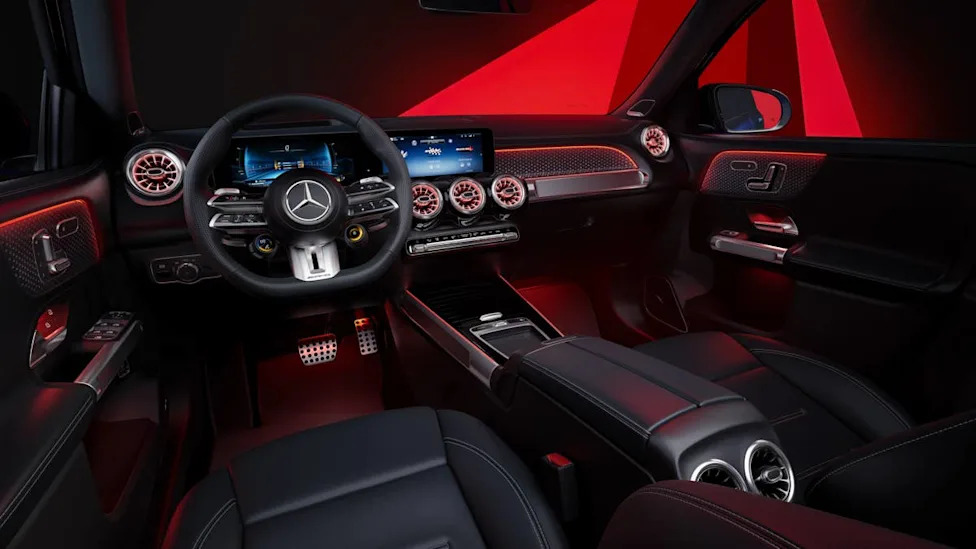 2025 Mercedes-AMG GLB
