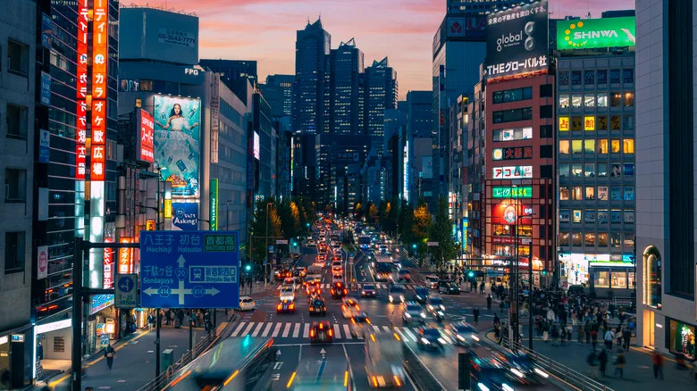 Why Japan Has Blue Traffic Lights Instead Of Green