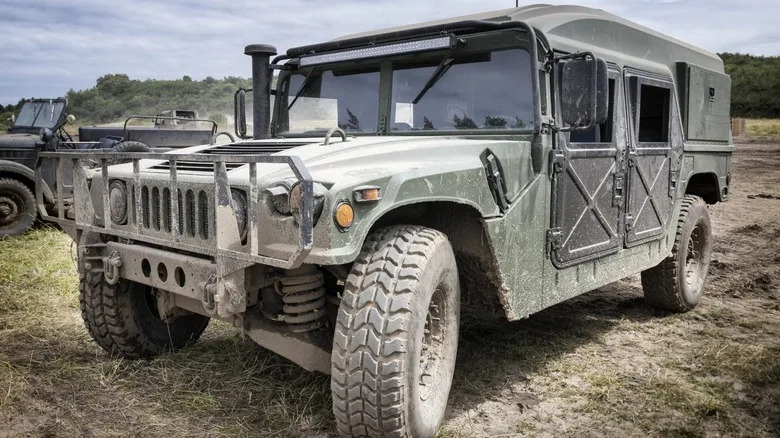 Do US Military Humvees Use Diesel Engines?