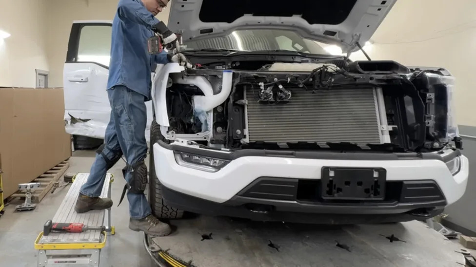 Ford CEO Says Modern Cars Are Too 'Complicated' For Home Mechanics To Repair