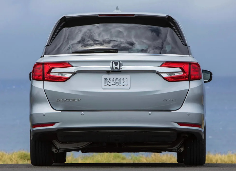 Honda Recalls 325,000 Odyssey Minivans After First Camera Fix Falls Short