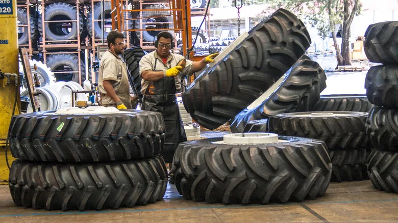 How Engineers Design Tires That Can Handle The Heat Of Steel Mills