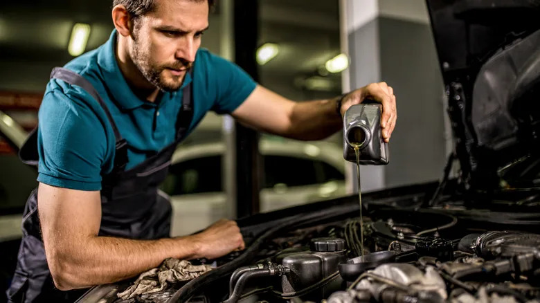 Can You Use Non-Detergent Motor Oil In Your Car?