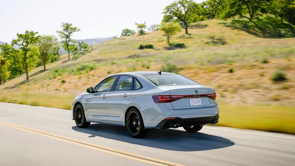 VW Drops Very Attractive Jetta Lease Offer, $0 Down & Under $320/mo For June