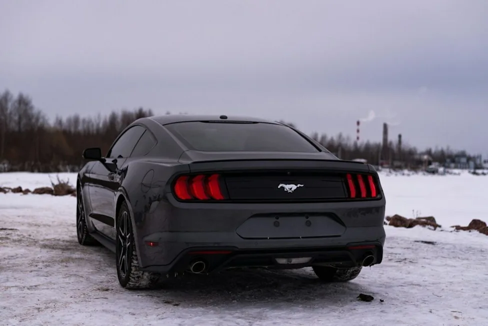 Ford, Ford Mustang, Ford Mustang Owners Face Recall After Wipers Fail to Slow Down in Cold Temperatures