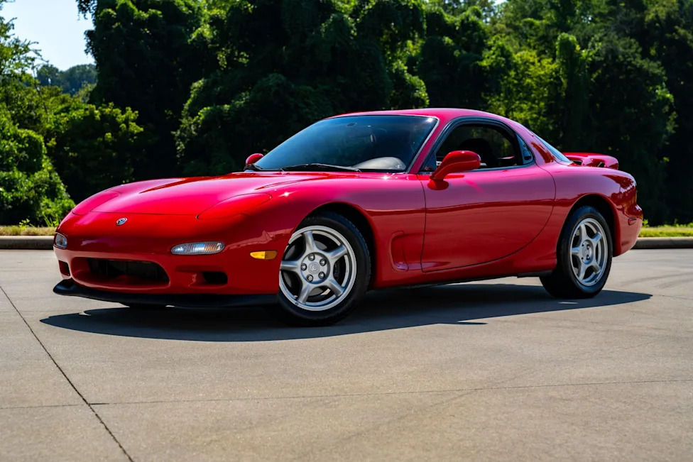Why More Collector Car Owners Are Thinking Carefully About When—and How—They Sell