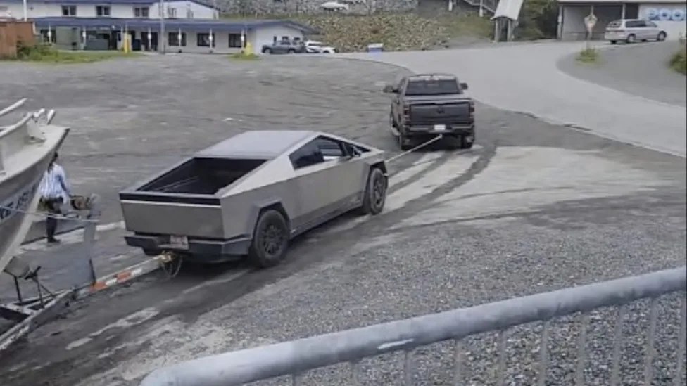 TikTok Video Shows a Tesla Cybertruck Performing a Successful tow...for the First Eight Seconds