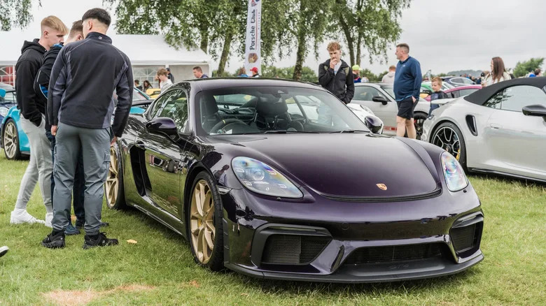 Why The Porsche 911 GT3 Is Quicker On A Track Than The Lighter, Mid-Engined Cayman GT4