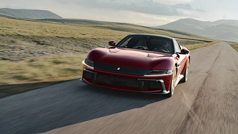 Lamborghini Won’t Be Releasing a Manual Anytime Soon