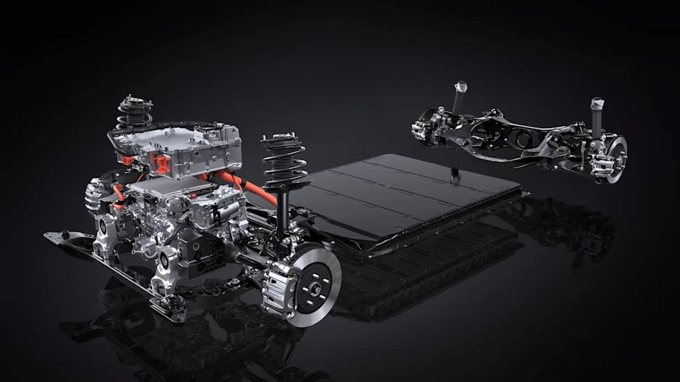 Lexus ES Engineers Argued Over The One Thing Luxury Buyers Feel Every Day