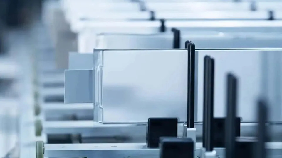 Mercedes-Backed ProLogium Claims To Have Cracked The Solid-State Battery Puzzle