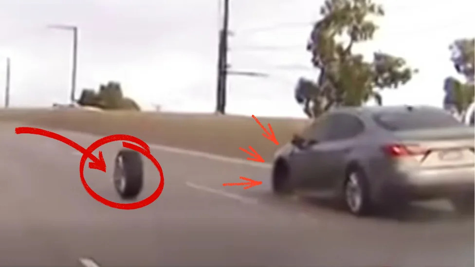 Toyota, Toyota Camry, A Toyota Camry’s Tire Made a Break for It in the Middle of Traffic... And They Kept Driving