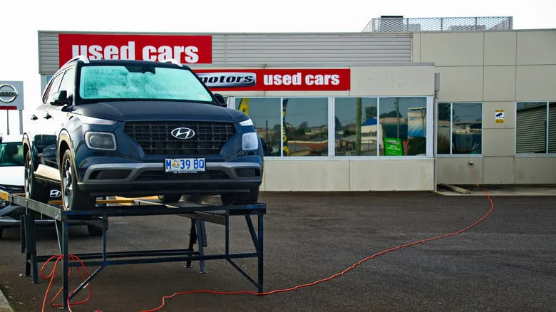 Why Did Samoa Switch To Driving On The Left In 2009? It Came Down To Cheap Used Cars