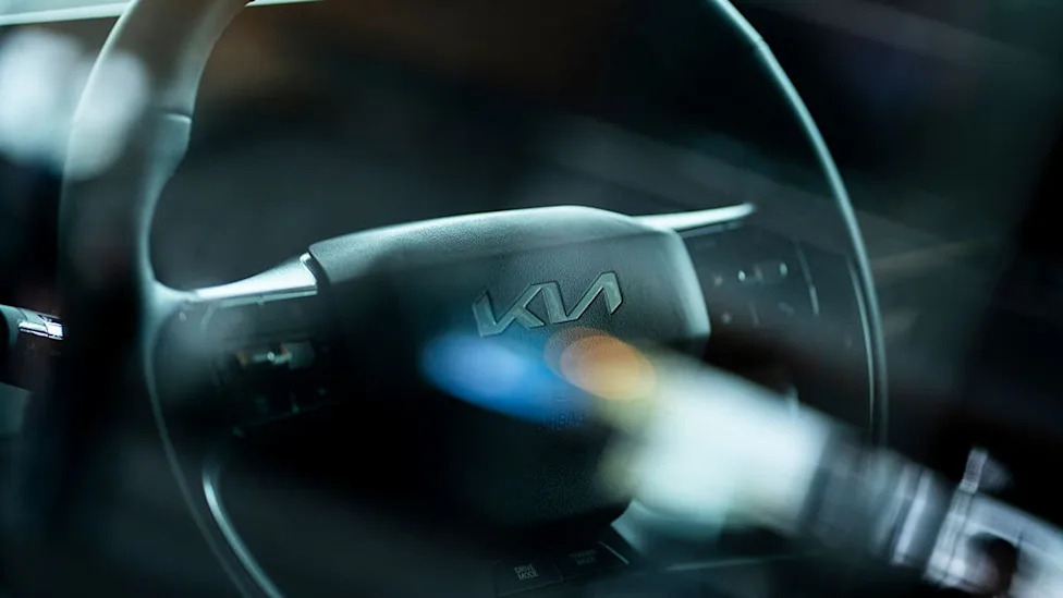Kia, Kia EV9, Kia recalls more than 21,000 EV9 SUVs over child airbag injury risk
