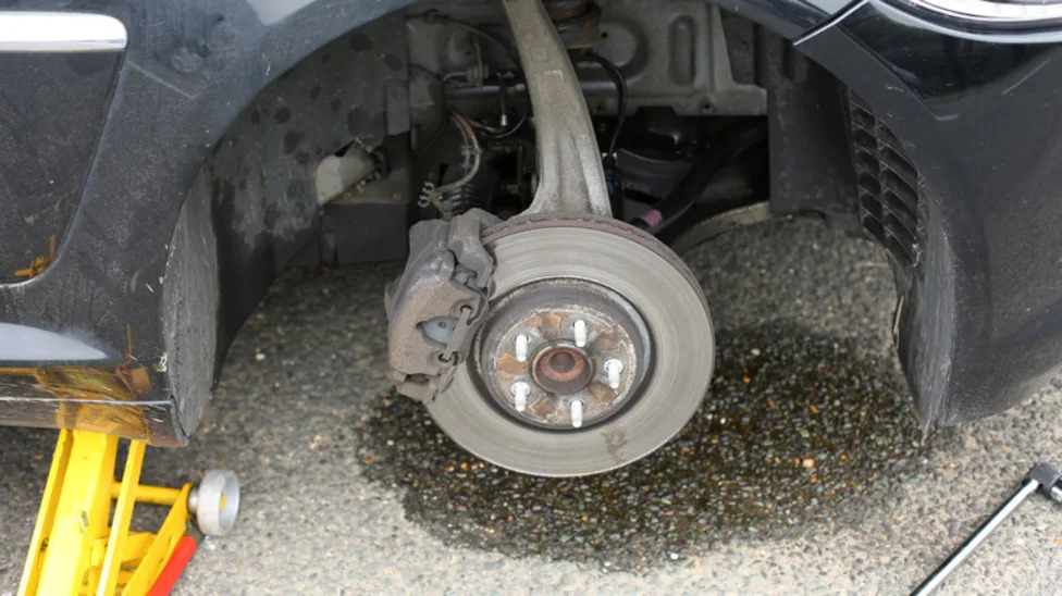 Can You Smell A Brake Fluid Leak?