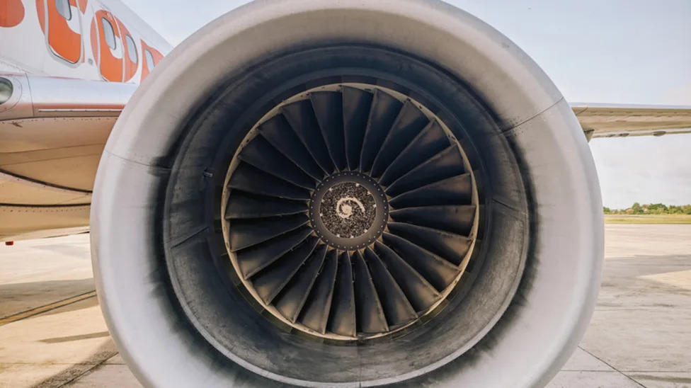 What Is The Average RPM Of A Jet Engine (And How Does It Compare To A Car?)