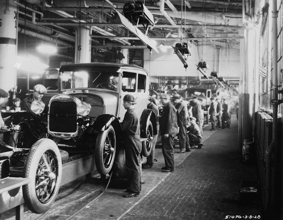 How Henry Ford's First Failed Company Laid the Groundwork for His Automotive Empire