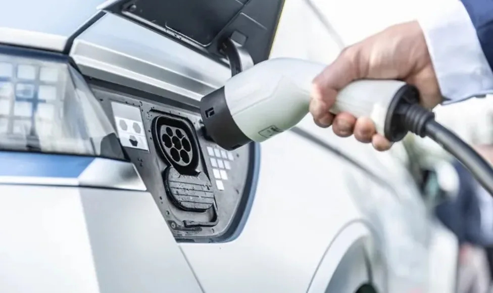 Massachusetts Is Looking Into Paying EV Drivers For Battery Power