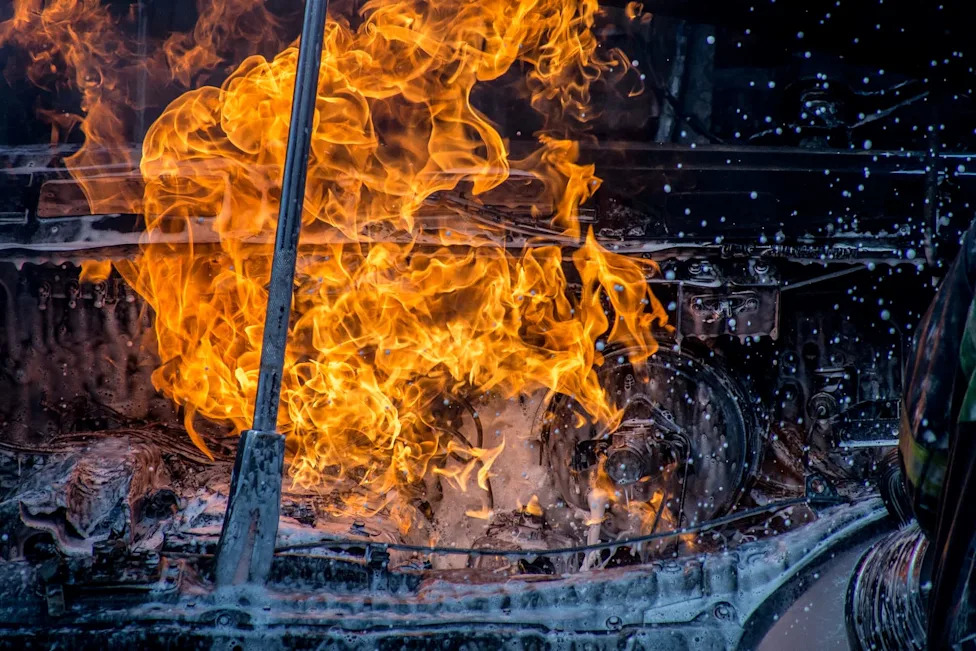 Expert demonstrates why an 'extinguished' EV fire can suddenly roar back hours later