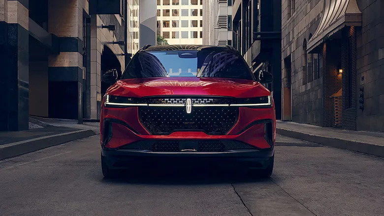 Why Modern Engines Keep Getting Smaller While Cars Keep Getting Bigger