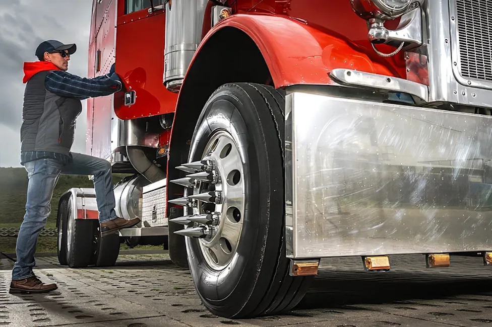 Ever Wonder What Those Long Spikes on Semi-Truck Wheels Are For? Here’s the Answer