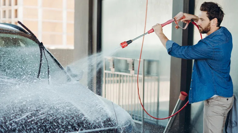 Is There An Ideal PSI When Pressure Washing Your Car?