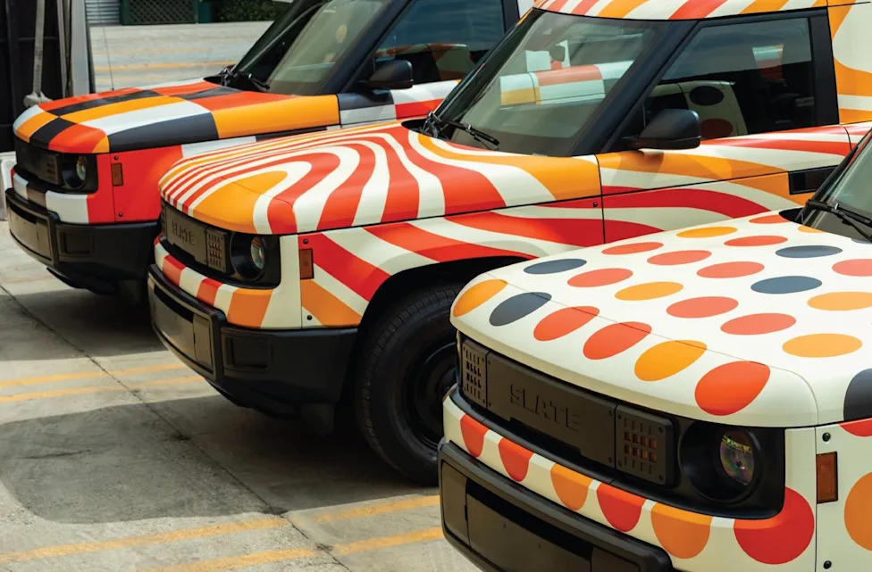 Slate's $24,950 electric pickup with manual windows draws 180,000 early reservations