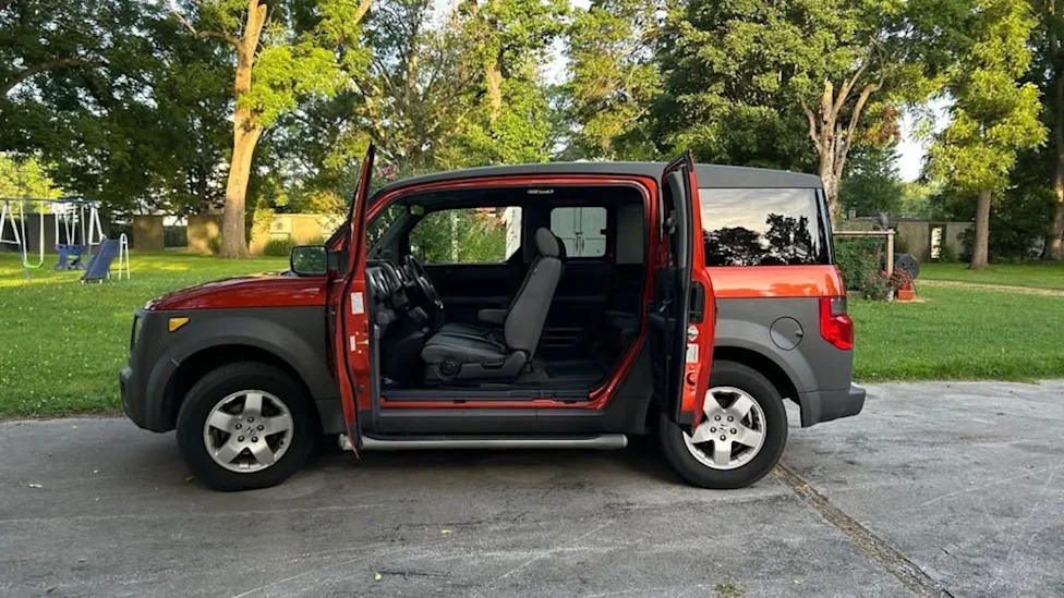 Honda, The Honda Element Is Returning in 2029 as a US-Built Hybrid Crossover: Report