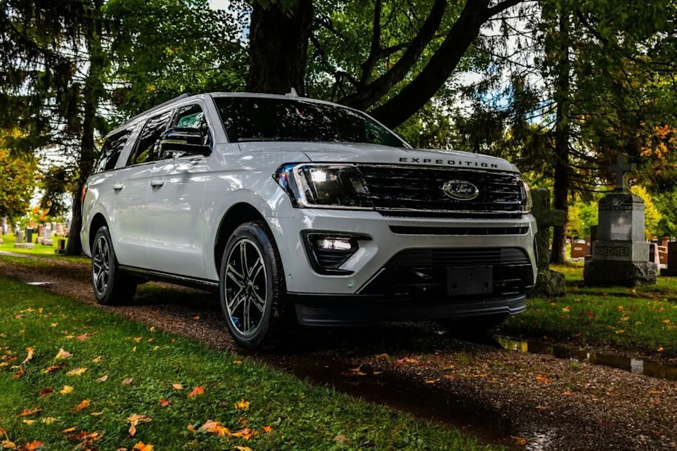 Ford Recalls 548,463 SUVs After Trim Causes Hand and Finger Lacerations