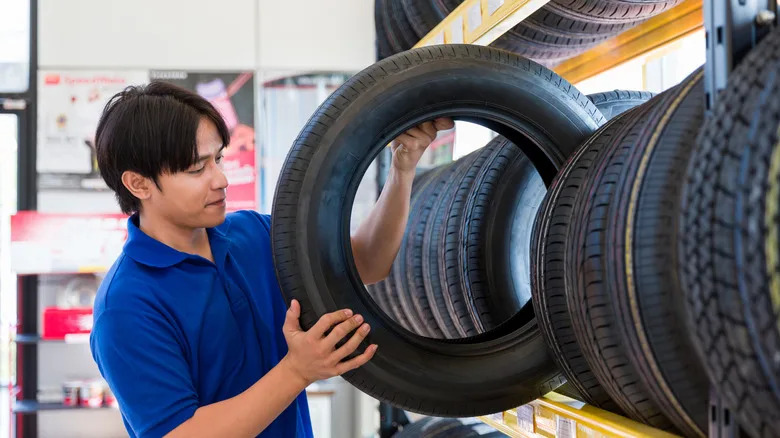 When Is The Cheapest Time Of Year To Buy New Tires? It Depends