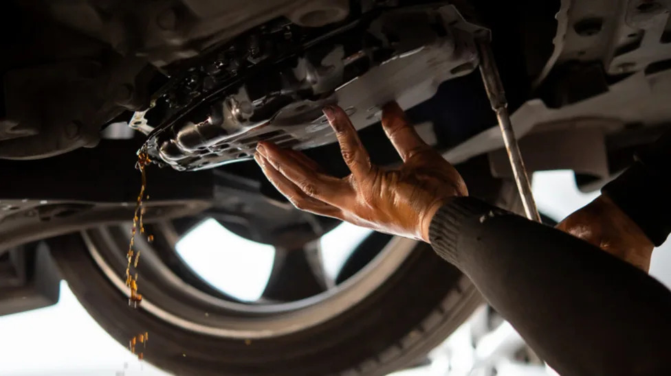 Should You Change Your Transmission Fluid Yourself?