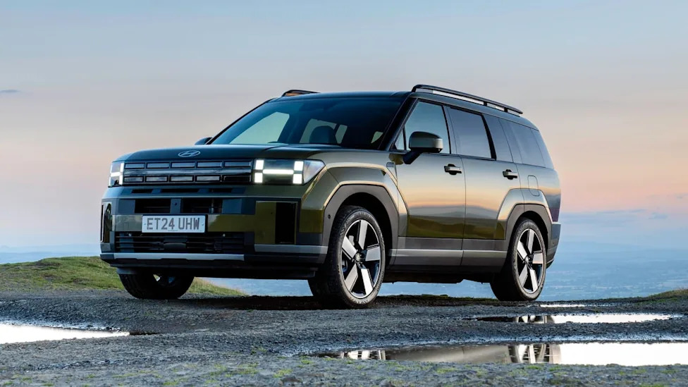 Why an English Town Wants To Charge SUVs More to Park