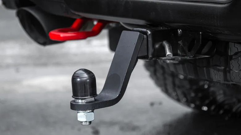 Is Your Trailer Too High Or Low? Here's How Level It Should Be (And How To Check)