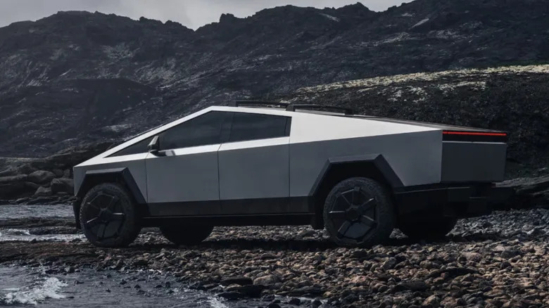 Why Cybertrucks Aren't The Best Off-Road Vehicles
