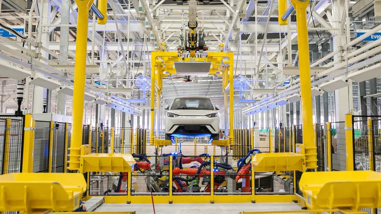 BYD's Cutting-Edge EV Battery Tech Is Finally Ready To Hit The Road
