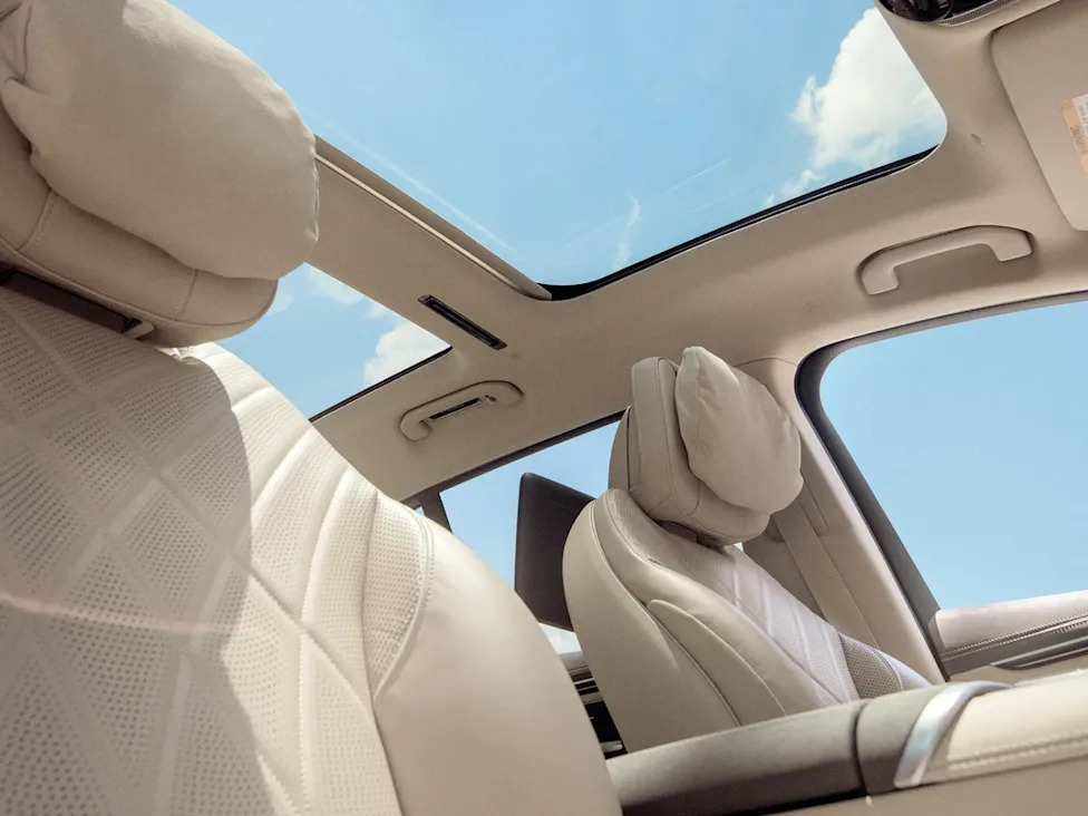 Mercedes-Benz Drops New EQS SUV Lease Deals on Both Trims for July