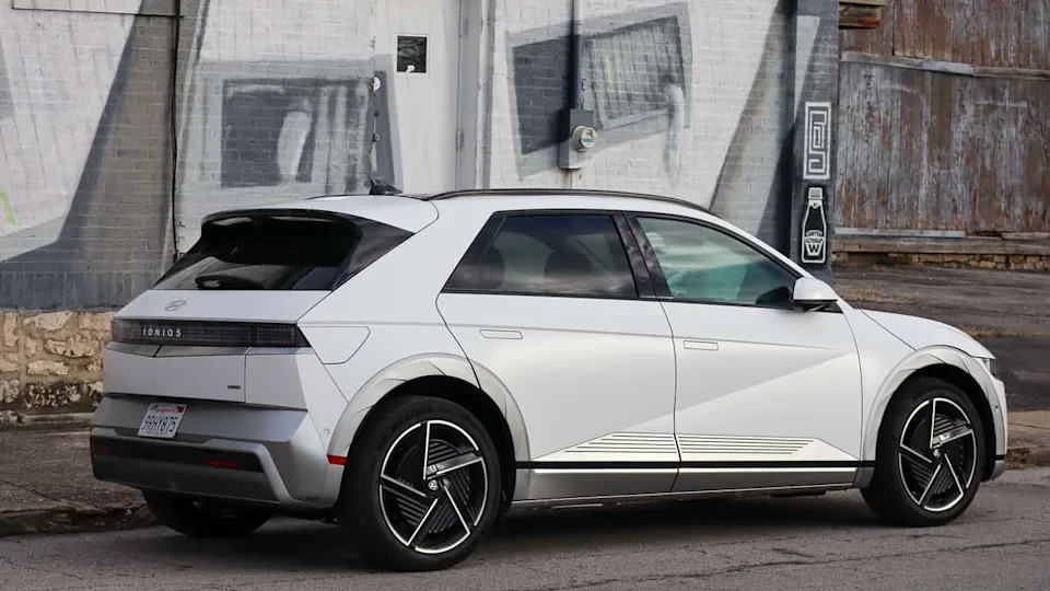 Teslas Are Way More Likely To Have Salvage Titles: Report