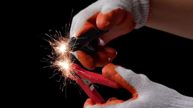 Connecting Car Batteries Backwards Can Have Shockingly Bad Results