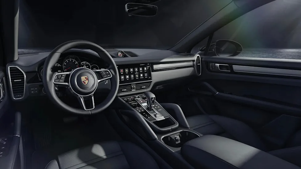 A Dealer Endured A Nightmare Porsche Cayenne Platinum Buyer Claiming the SUV Had a Missing Feature
