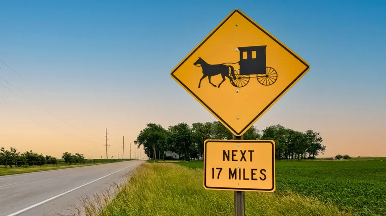 What Does A Road Sign That Says 'Thickly Settled' Mean?