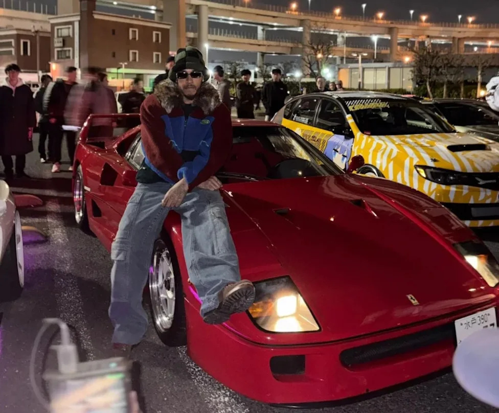 Ferrari, Ferrari F40, Lewis Hamilton Ditched His Entire Car Collection—Except This Barn-Find Ferrari F40