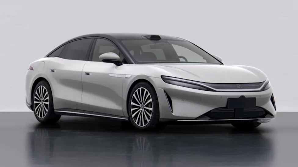 BYD Just Revealed a $44,000 Sedan With 626 Miles of Range