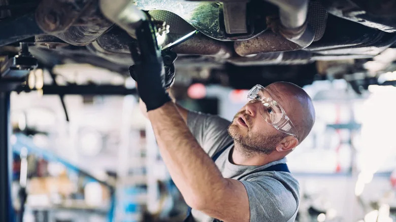 Does It Really Matter If Your Mechanic Is ASE Certified?