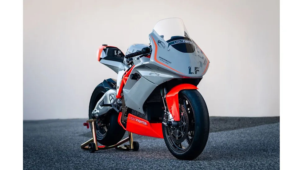 Lightfighter Announces California Track Day Demo Tour