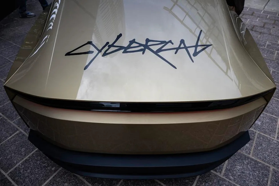 Tesla FSD Has Big Lead, Despite Muted Cybercab Launch