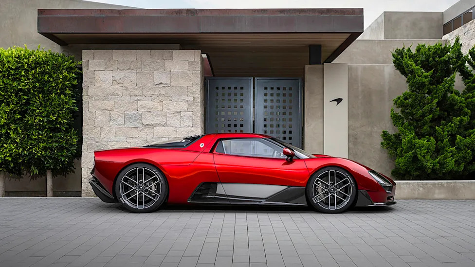 McLaren Just Previewed Its First Production Car With a Manual Since the F1