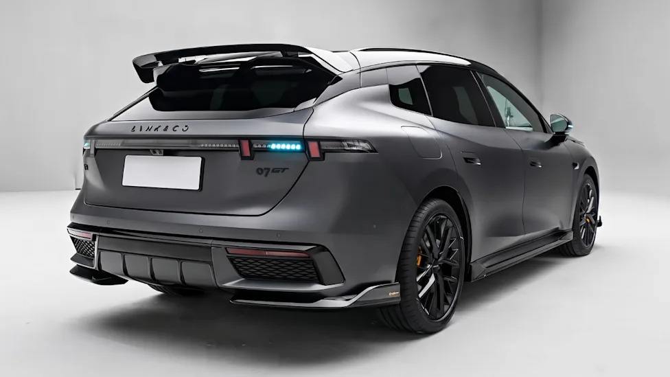 Lynk &amp; Co's 408-HP 07 GT Revives the Performance Wagon, But There's a Catch