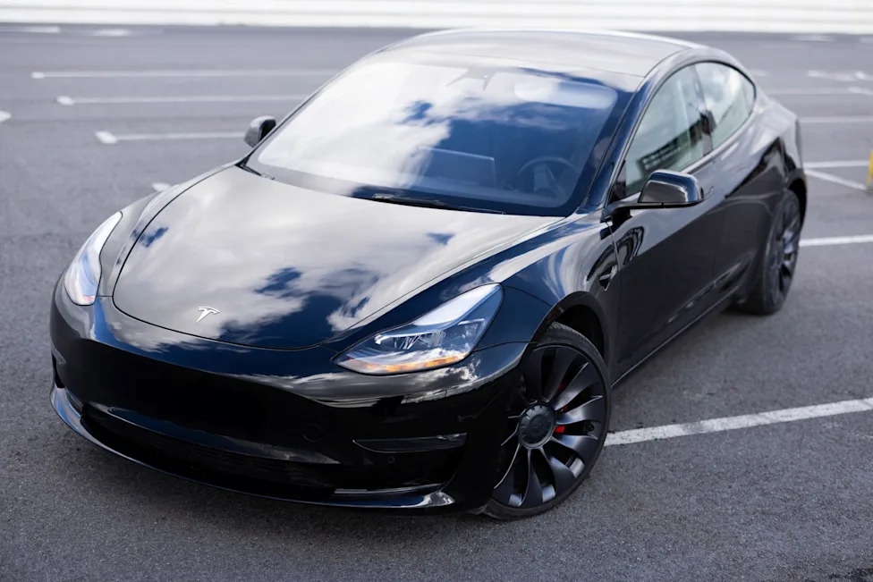 Tesla, In Norway, Tesla's cheapest Model 3 gets massive mileage, then hits a 177-kW peak during recharge